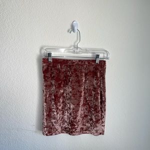 Velvet pink skirt
